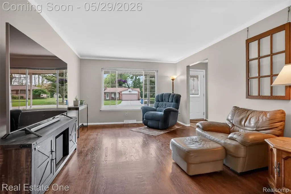 2802 Costa Mesa Road Waterford Charter Township MI 48329