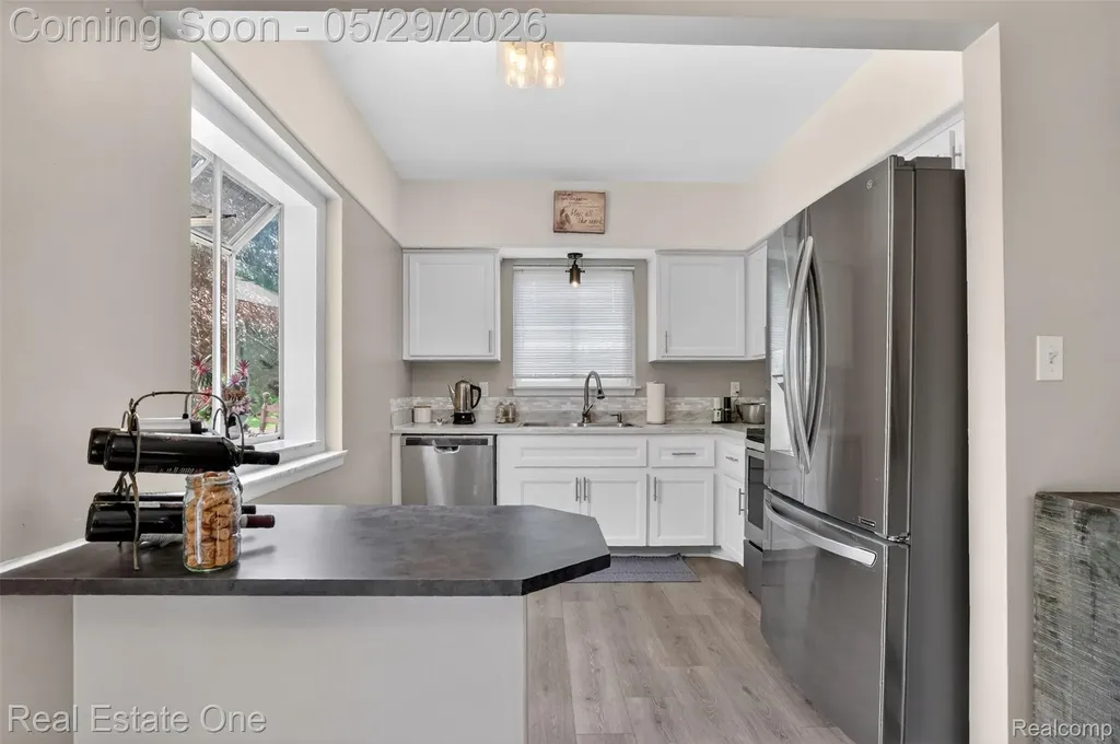2802 Costa Mesa Road Waterford Charter Township MI 48329