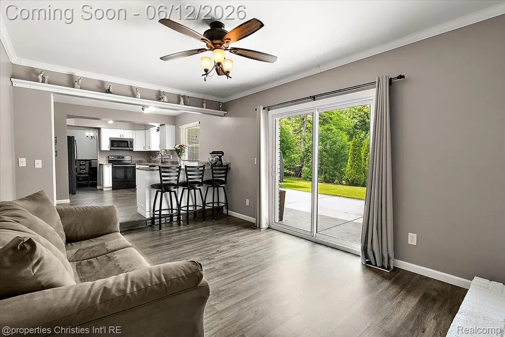 43848 Arlington Road Canton Charter Township MI 48187