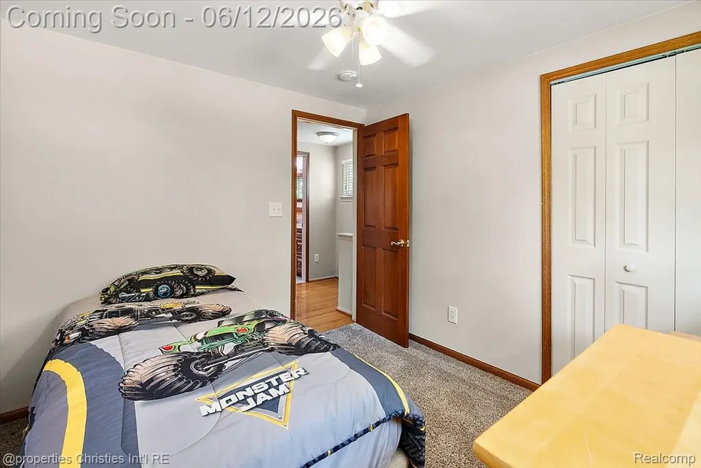 43848 Arlington Road Canton Charter Township MI 48187