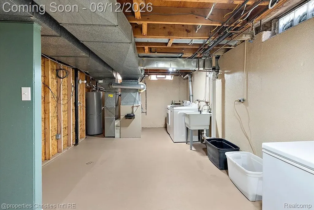 43848 Arlington Road Canton Charter Township MI 48187
