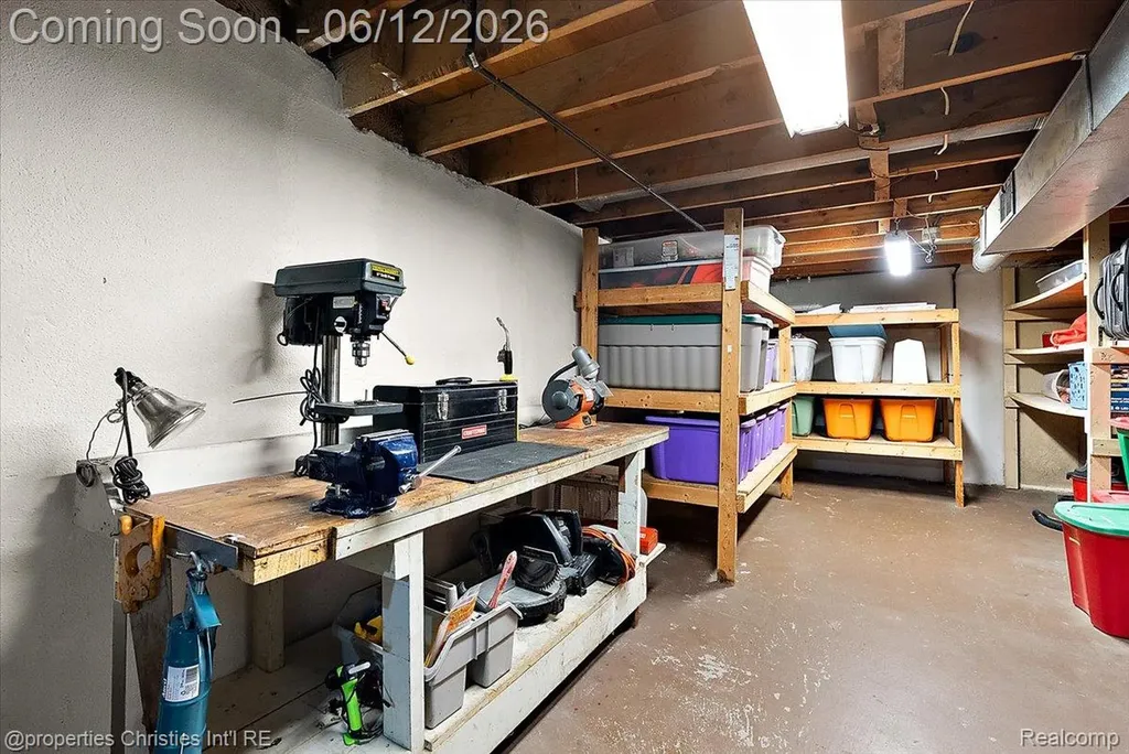 43848 Arlington Road Canton Charter Township MI 48187