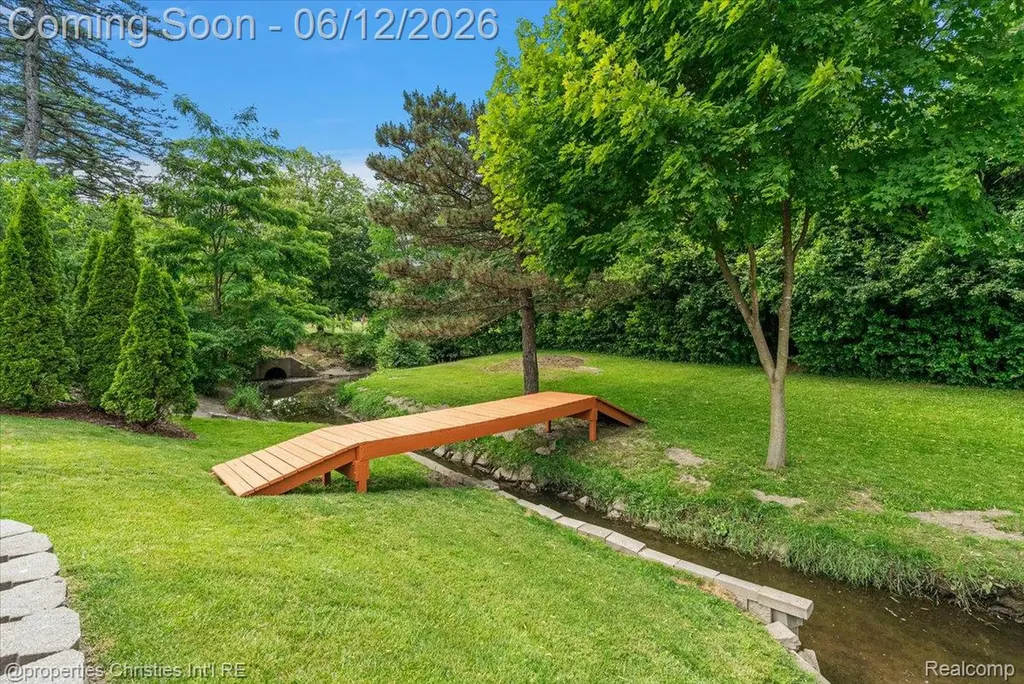 43848 Arlington Road Canton Charter Township MI 48187