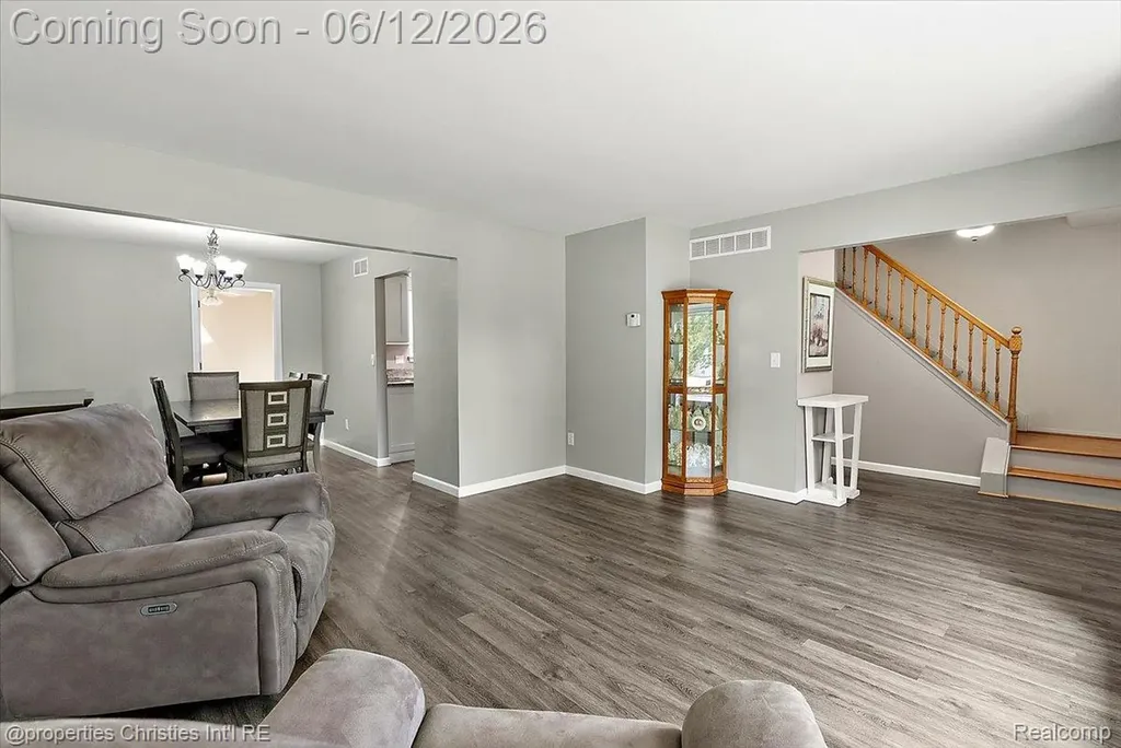 43848 Arlington Road Canton Charter Township MI 48187