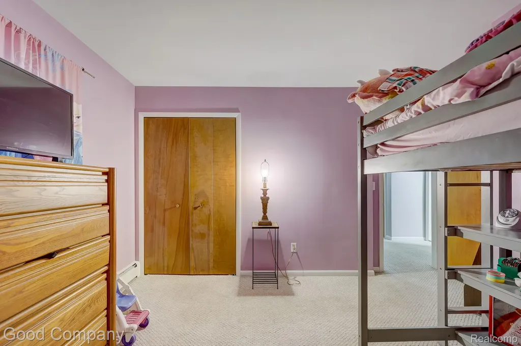 1371 Winchcombe Drive Bloomfield Hills City MI 48304