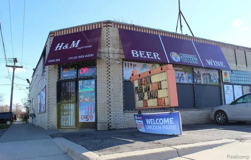 3355 Dix Highway Lincoln Park City MI 48146