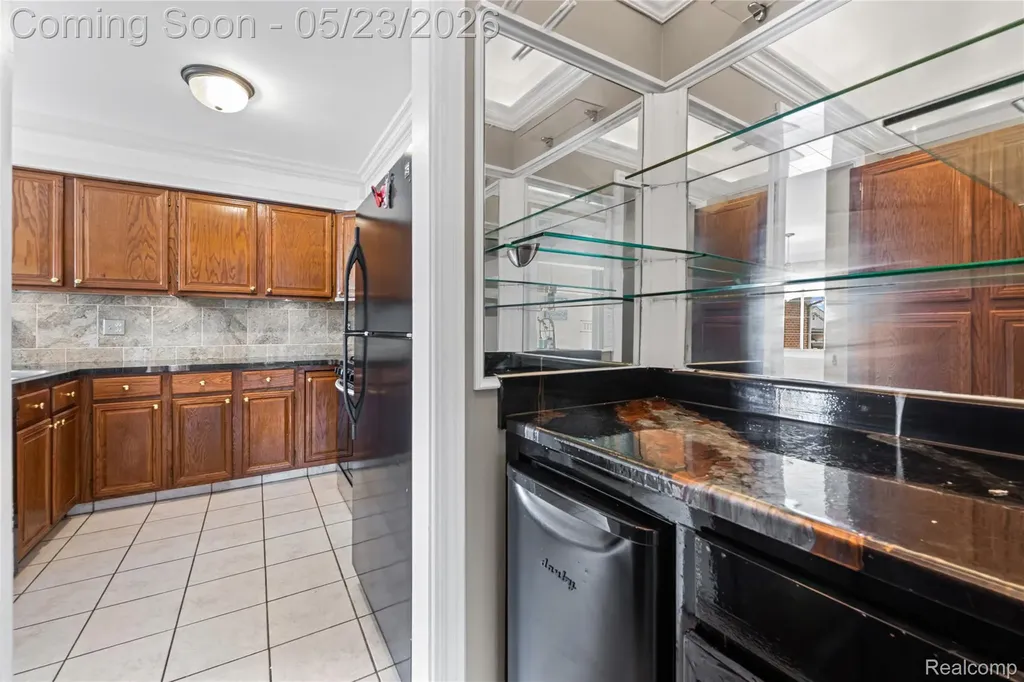 45511 Dover Drive Macomb Township MI 48044