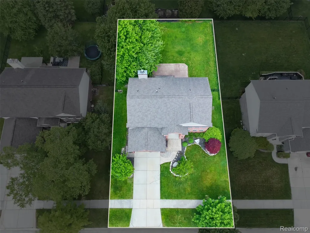 17895 Crystal River Drive Macomb Township MI 48042