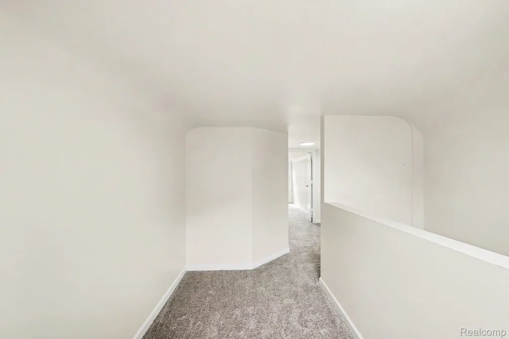 1093 W Maple Avenue Mundy Township MI 48507