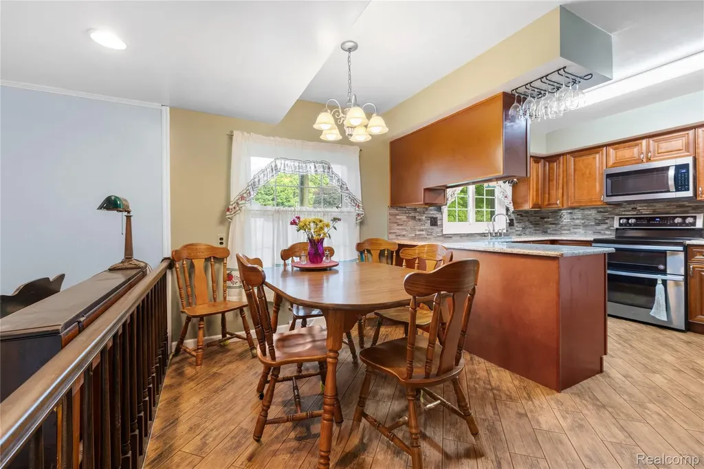 23228 Gilbar Street Novi City MI 48375