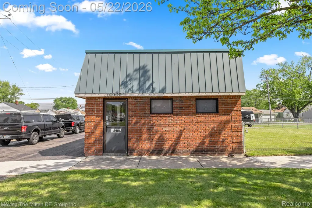 18906 Dix Road Melvindale City MI 48122
