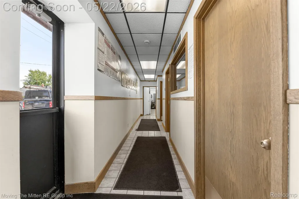 18906 Dix Road Melvindale City MI 48122