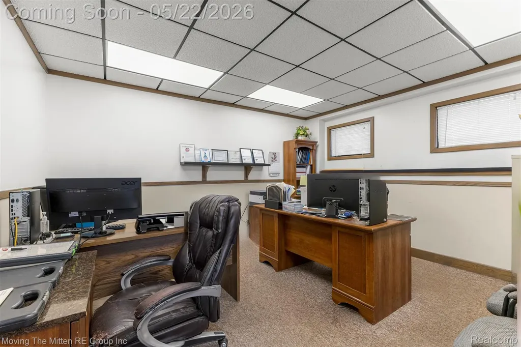 18906 Dix Road Melvindale City MI 48122