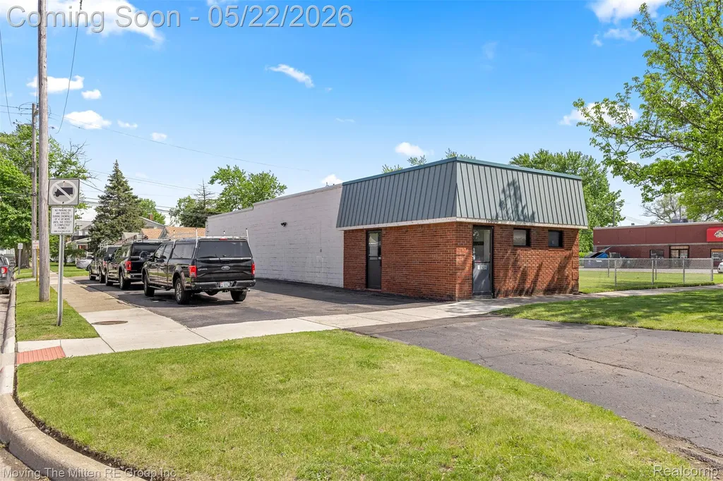 18906 Dix Road Melvindale City MI 48122