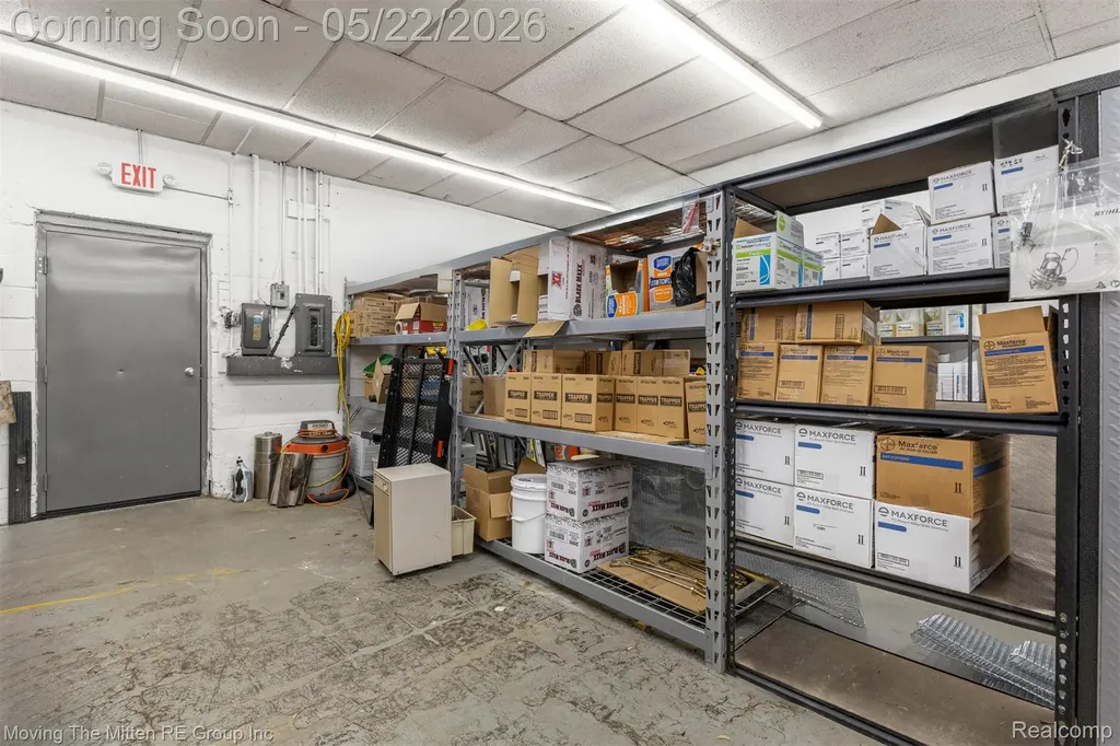 18906 Dix Road Melvindale City MI 48122
