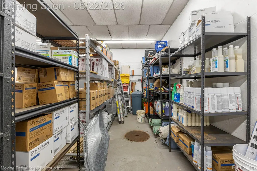 18906 Dix Road Melvindale City MI 48122