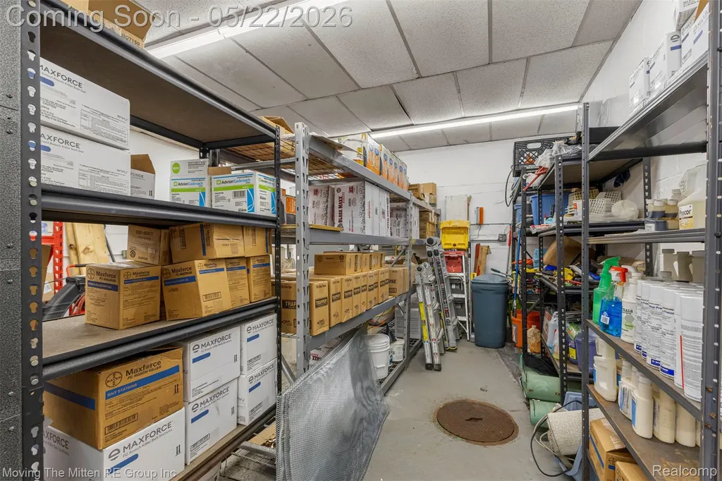 18906 Dix Road Melvindale City MI 48122