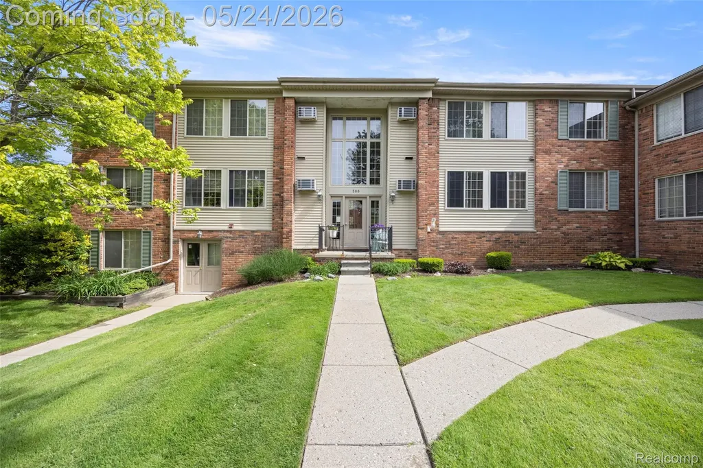 500 Romeo Rochester City MI 48307
