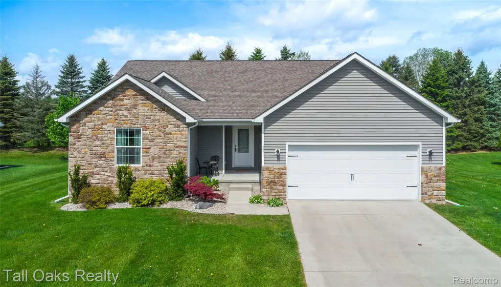 291 Golfside Drive Lapeer City MI 48446