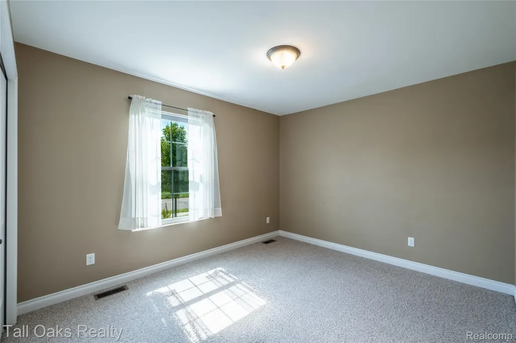 291 Golfside Drive Lapeer City MI 48446