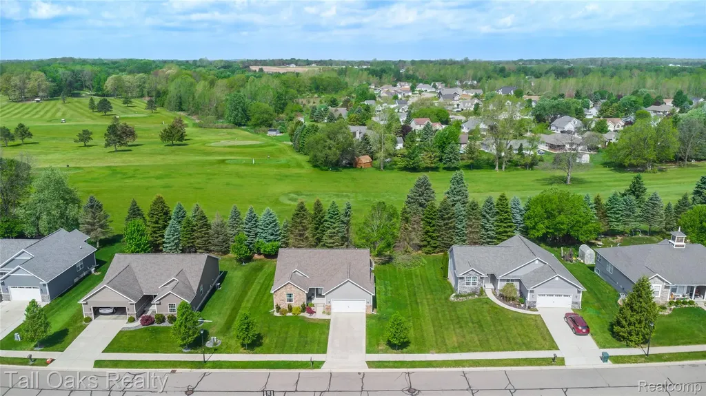 291 Golfside Drive Lapeer City MI 48446