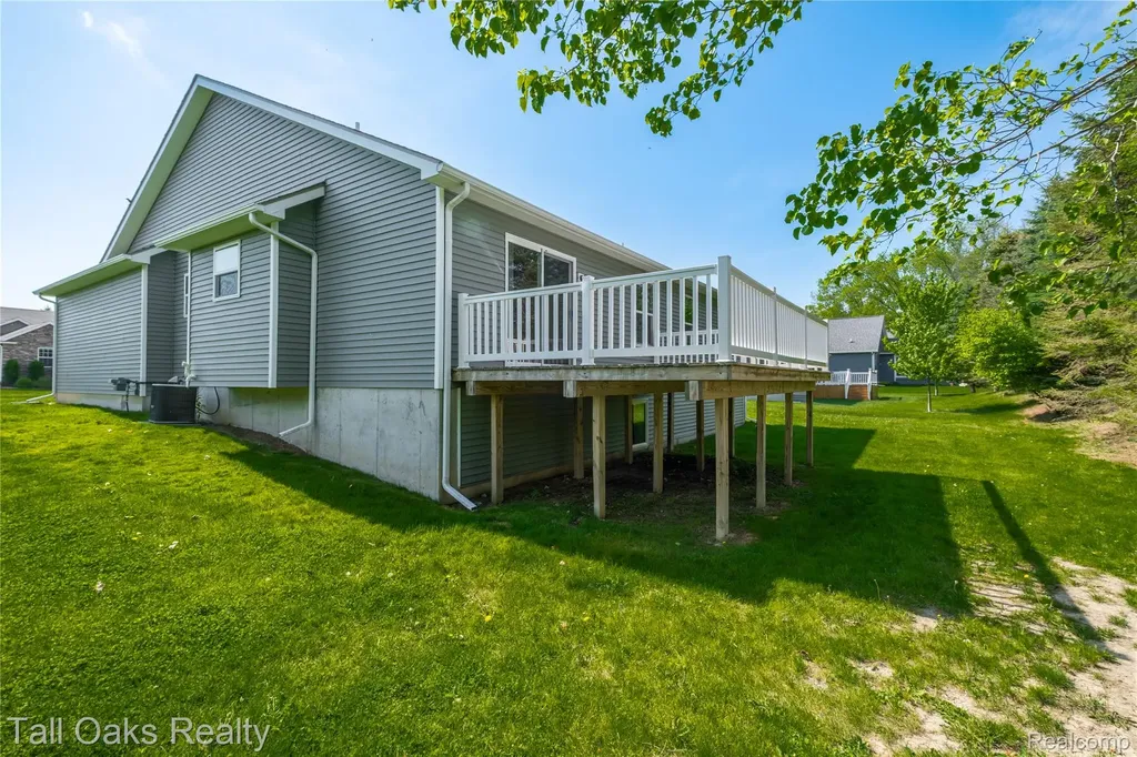 291 Golfside Drive Lapeer City MI 48446
