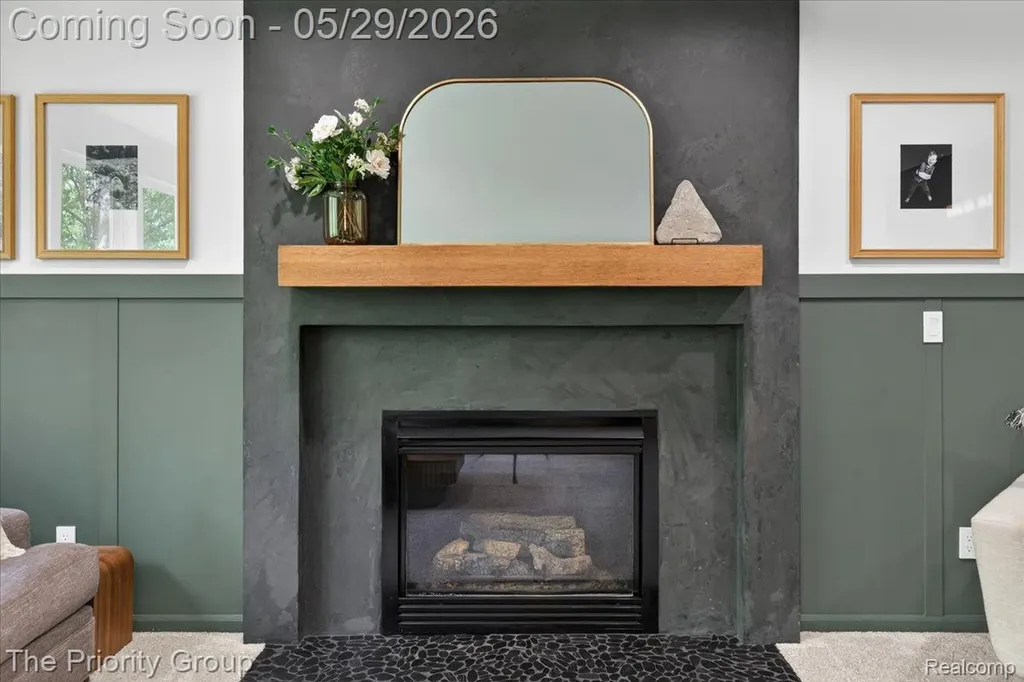 517 Deer Valley Road Holly Village MI 48442