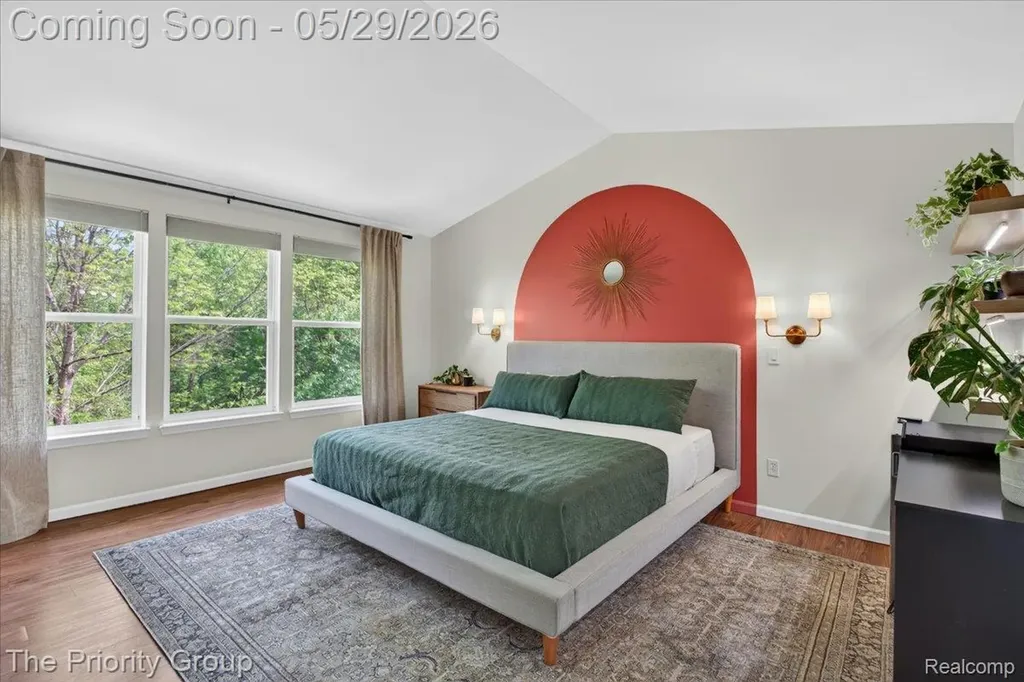 517 Deer Valley Road Holly Village MI 48442