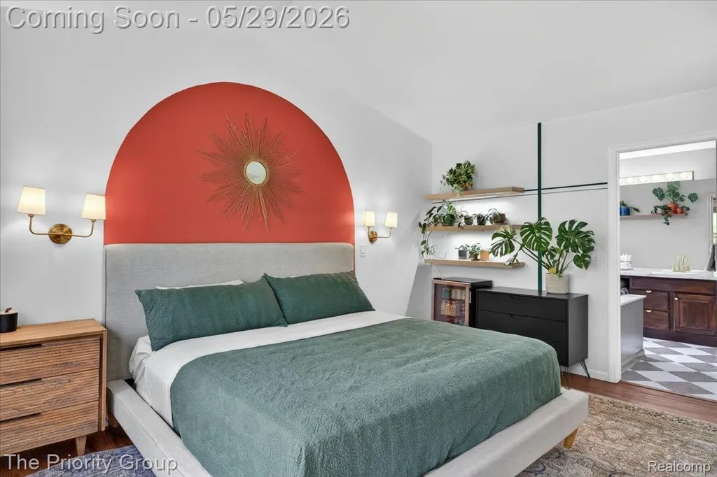 517 Deer Valley Road Holly Village MI 48442