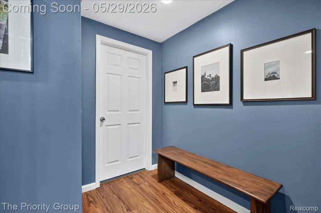 517 Deer Valley Road Holly Village MI 48442