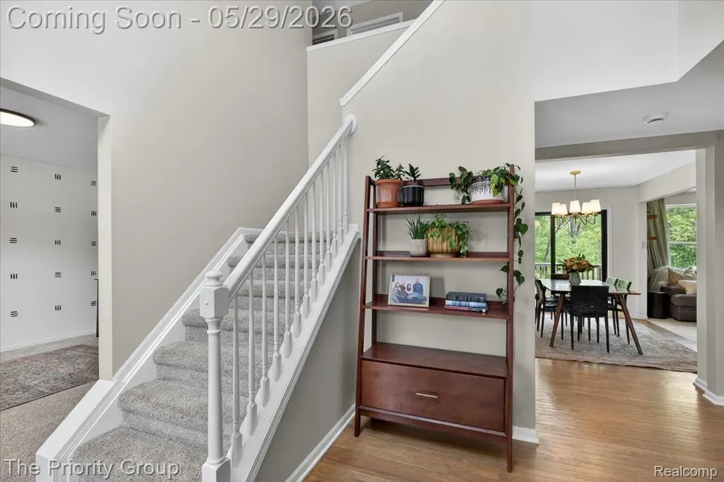 517 Deer Valley Road Holly Village MI 48442