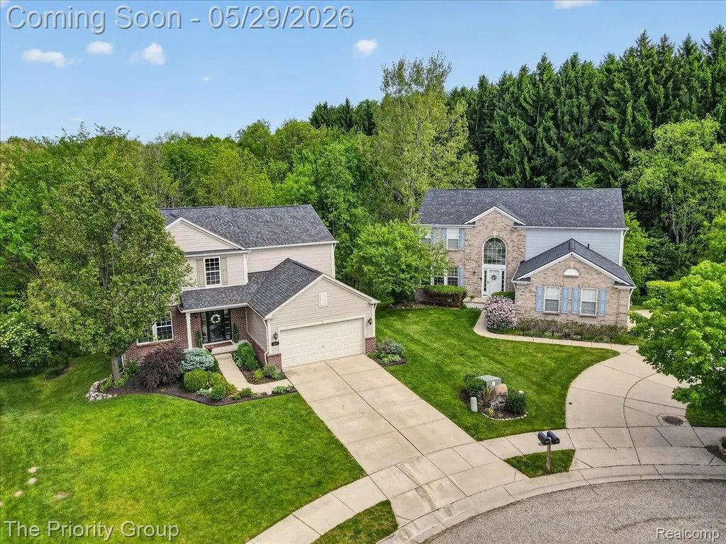 517 Deer Valley Road Holly Village MI 48442