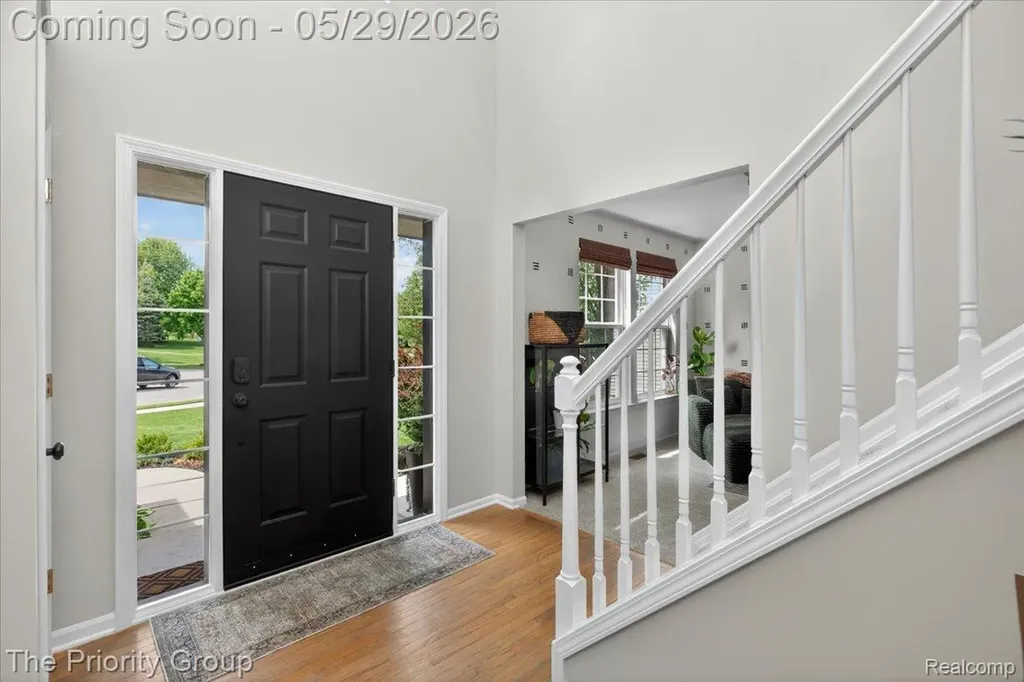 517 Deer Valley Road Holly Village MI 48442