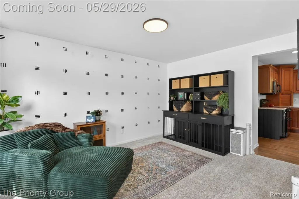 517 Deer Valley Road Holly Village MI 48442