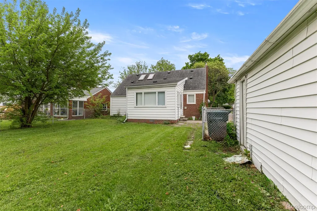 21311 Outer Drive Dearborn City MI 48124