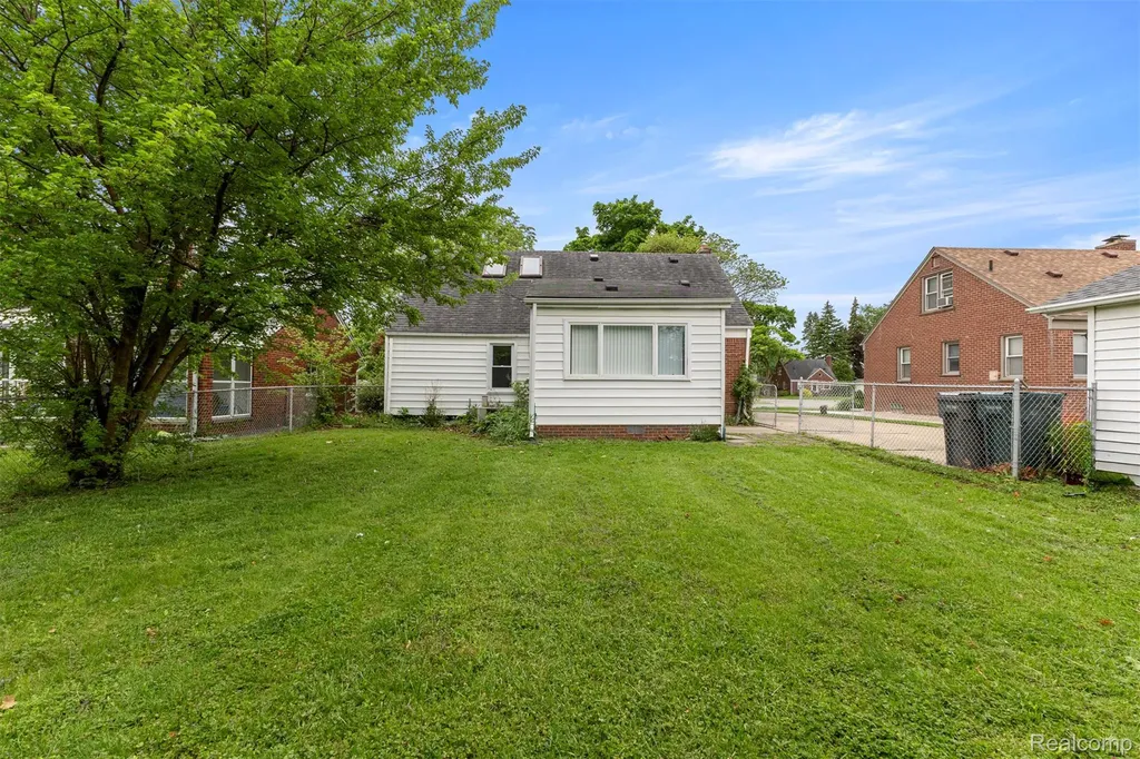 21311 Outer Drive Dearborn City MI 48124