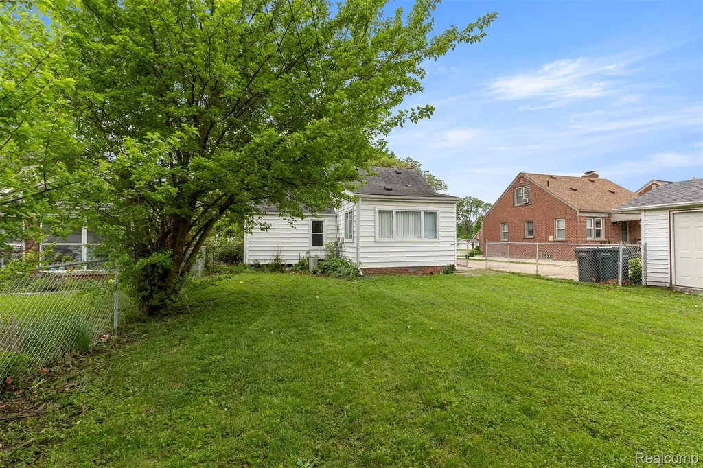 21311 Outer Drive Dearborn City MI 48124
