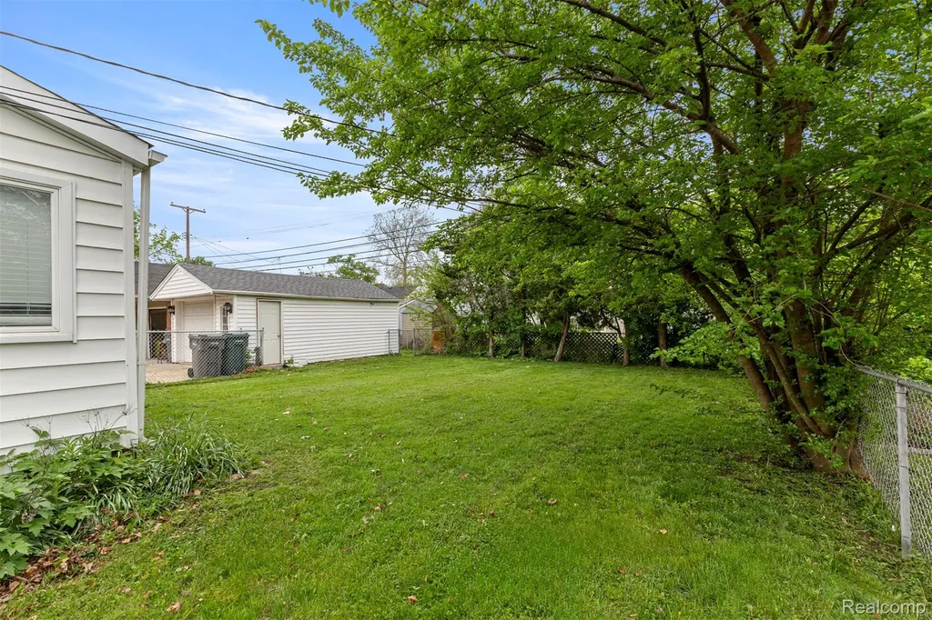 21311 Outer Drive Dearborn City MI 48124