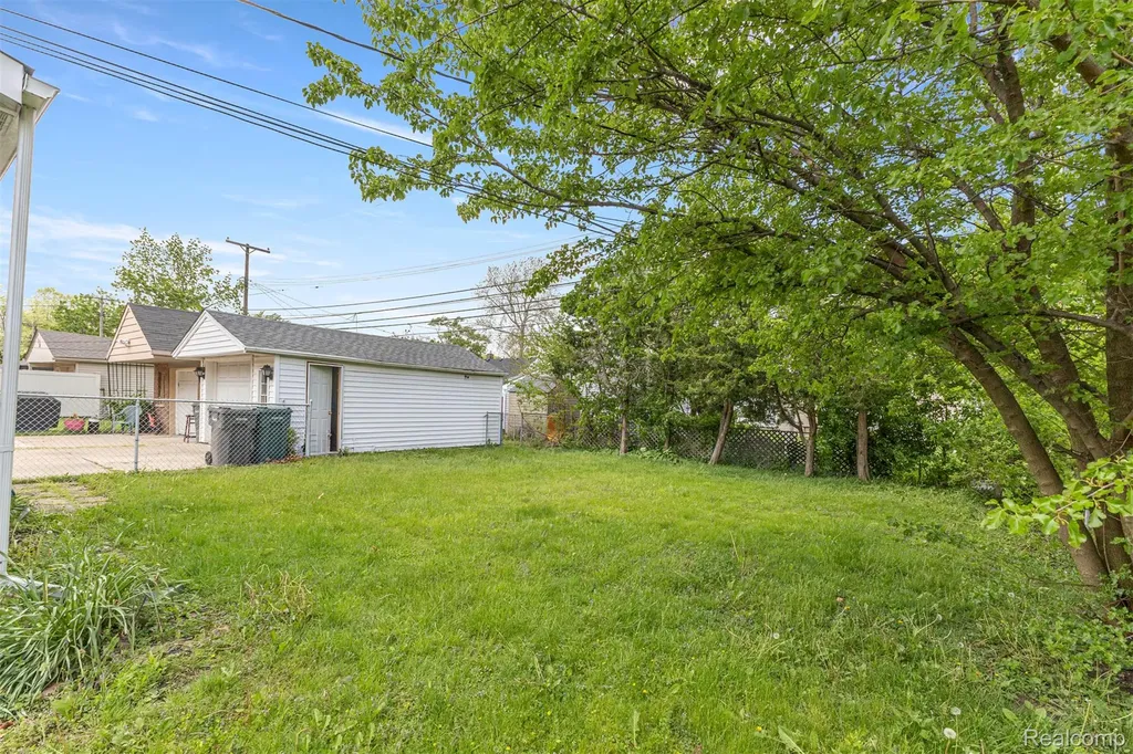 21311 Outer Drive Dearborn City MI 48124