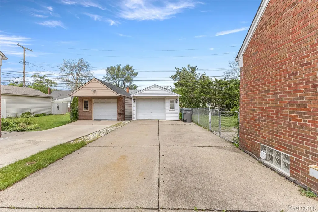 21311 Outer Drive Dearborn City MI 48124