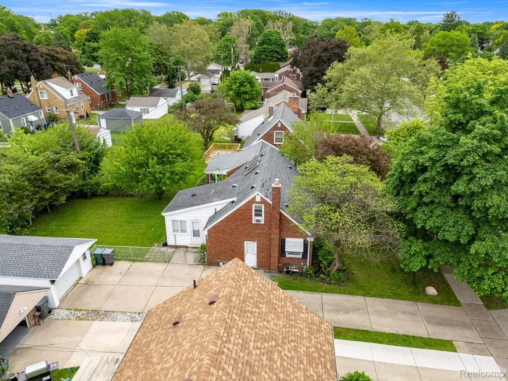 21311 Outer Drive Dearborn City MI 48124
