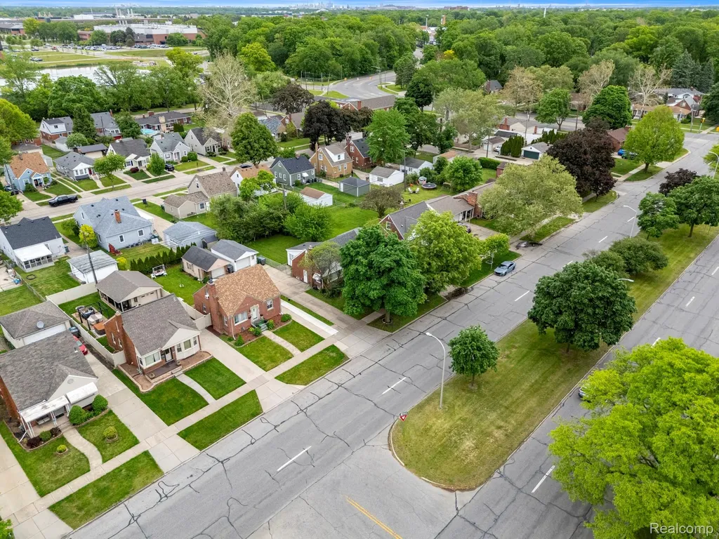 21311 Outer Drive Dearborn City MI 48124