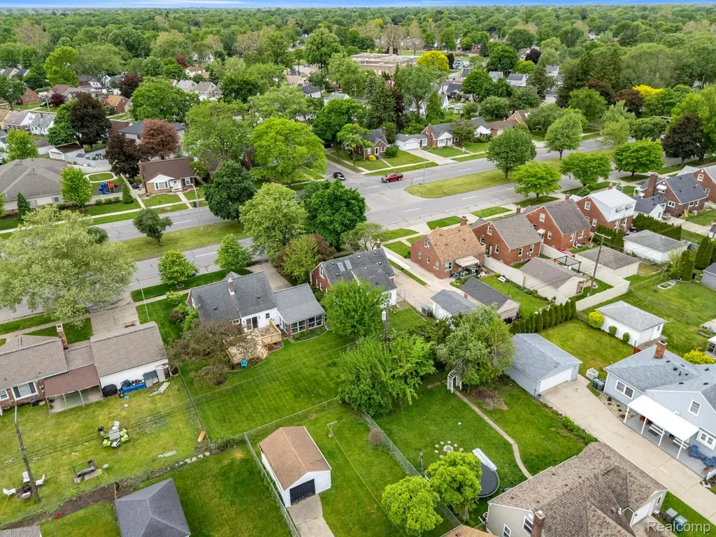 21311 Outer Drive Dearborn City MI 48124