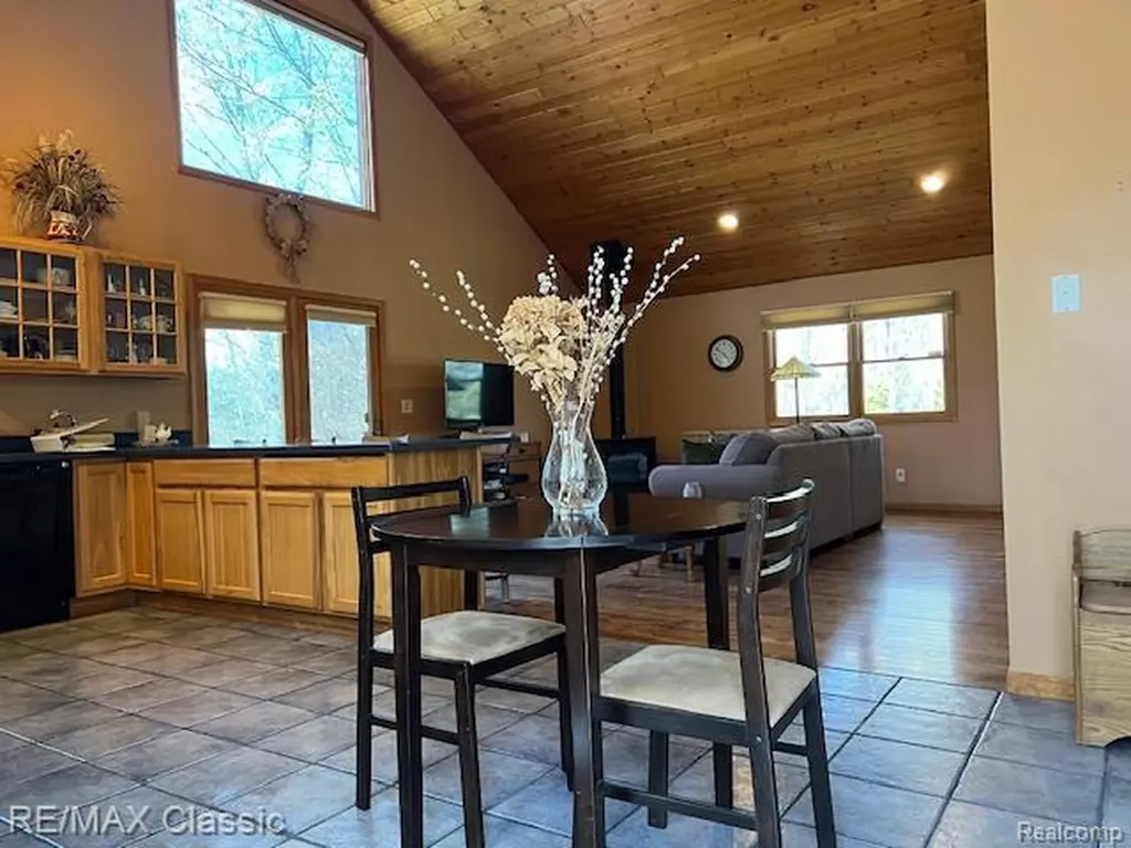 5091 W Kinney Road Summit Township MI 49431