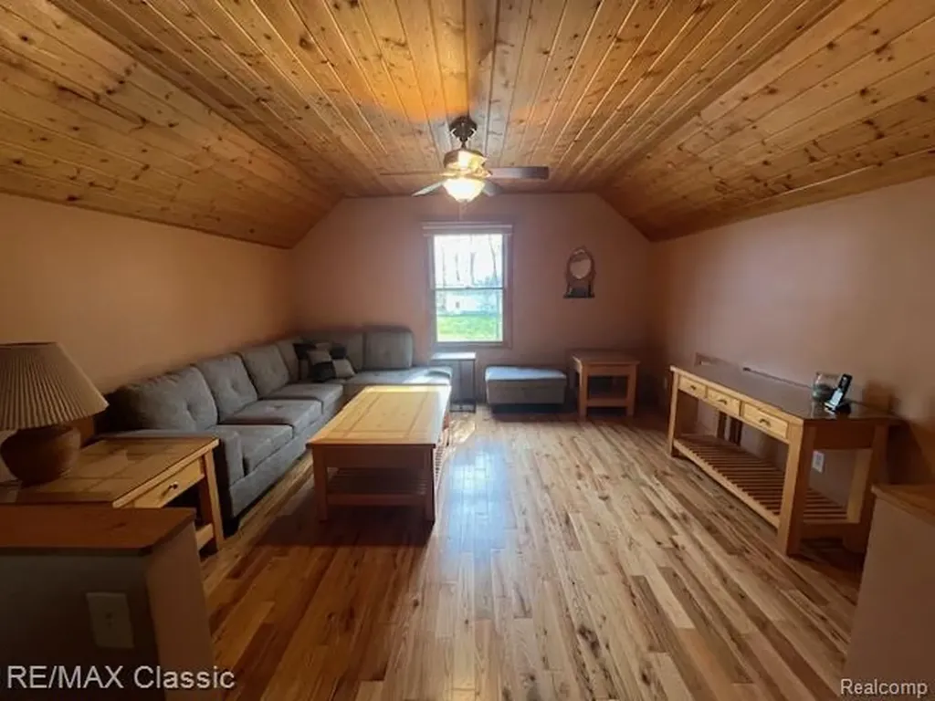 5091 W Kinney Road Summit Township MI 49431