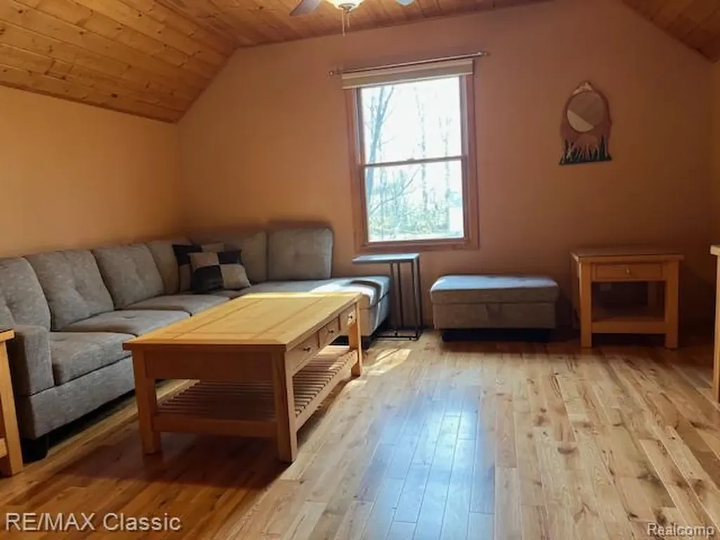 5091 W Kinney Road Summit Township MI 49431