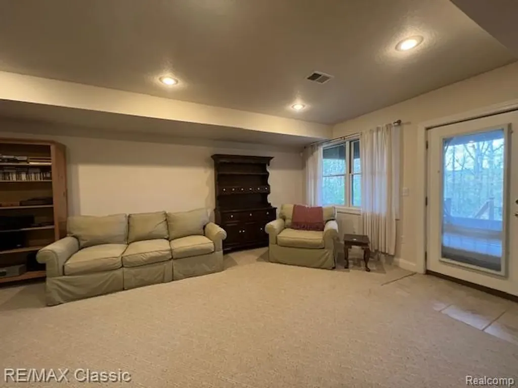 5091 W Kinney Road Summit Township MI 49431