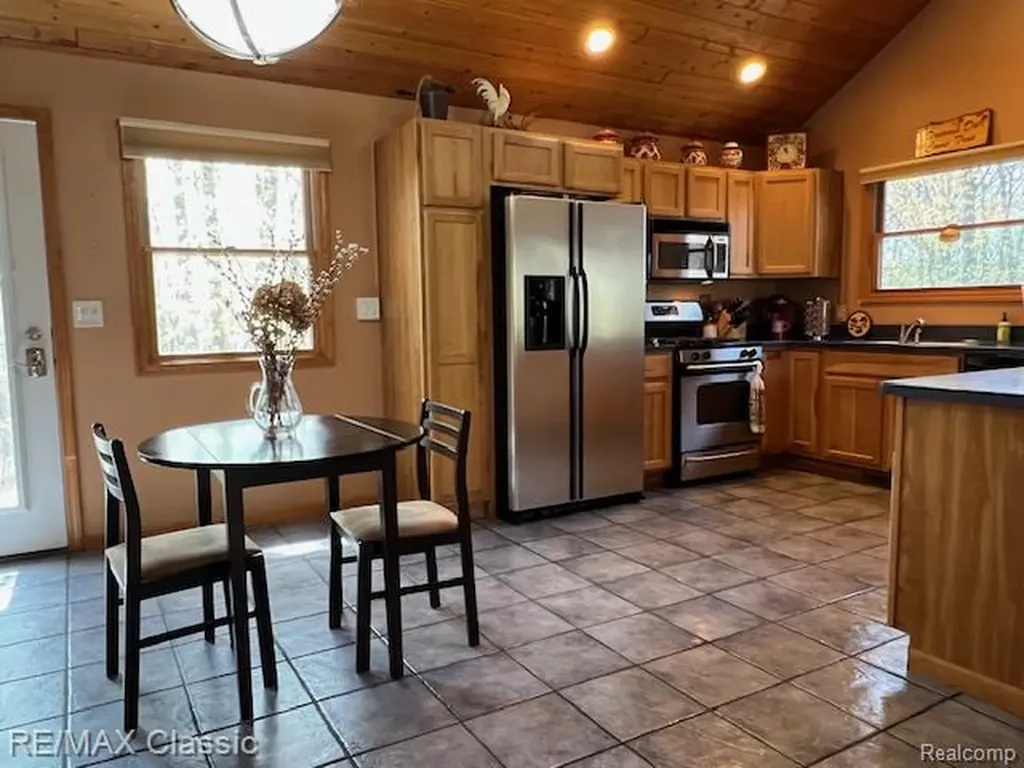 5091 W Kinney Road Summit Township MI 49431