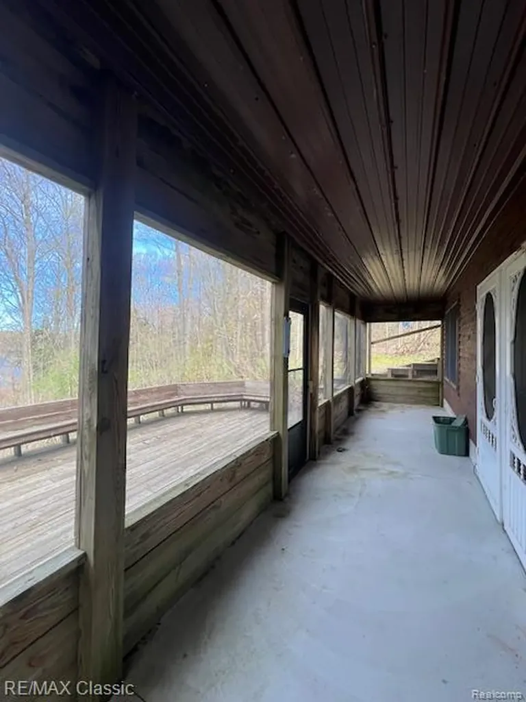 5091 W Kinney Road Summit Township MI 49431