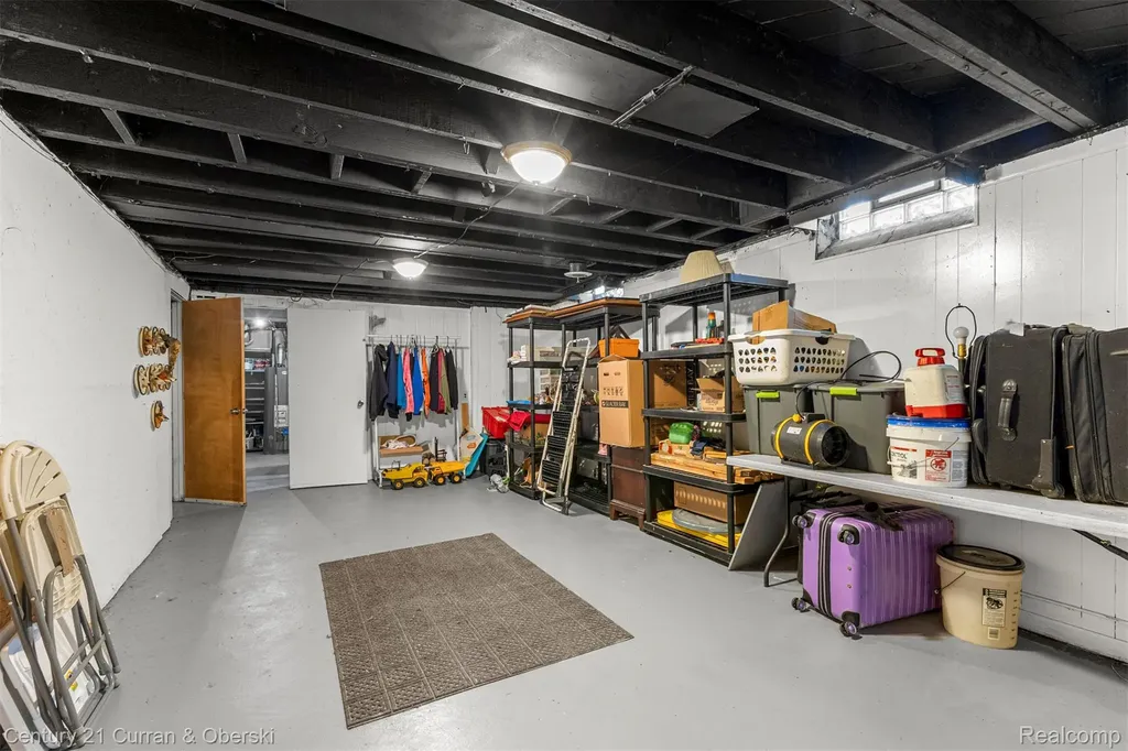 26657 W Chicago Redford Charter Township MI 48239